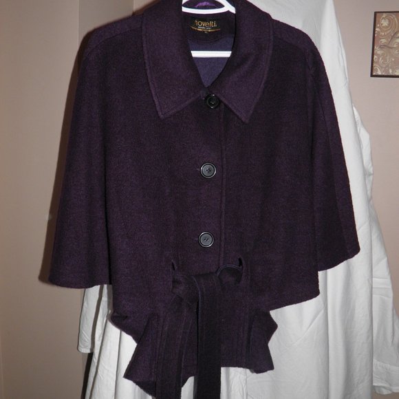 Purple Cape - Picture 1 of 5
